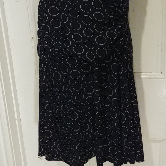 Vamp Black and White Knee Length Stretchy Pull On Style Dress - Picture 3 of 5